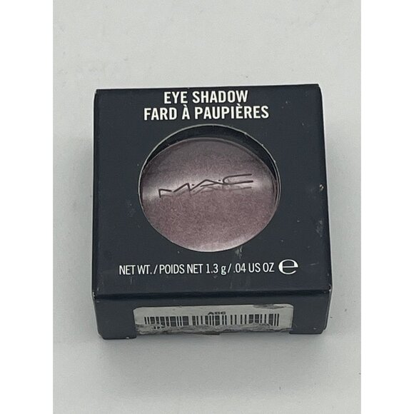 MAC Star Violet Eye Shadow Shade Single .04 Oz / 1.3g NEW NIP - Picture 1 of 3